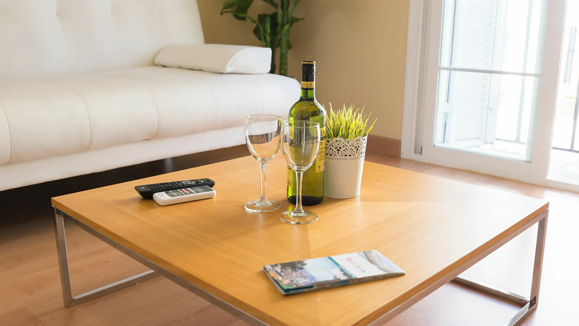 Apartment Suites Picasso Spain